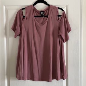 Beautiful dusty rose cold shoulder top